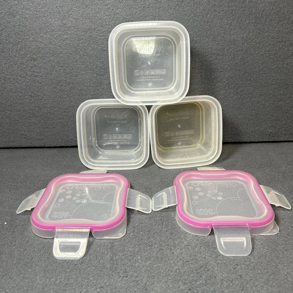 Snapware Small Square Plastic Food Storage Containers Set 1.34 Cups 4